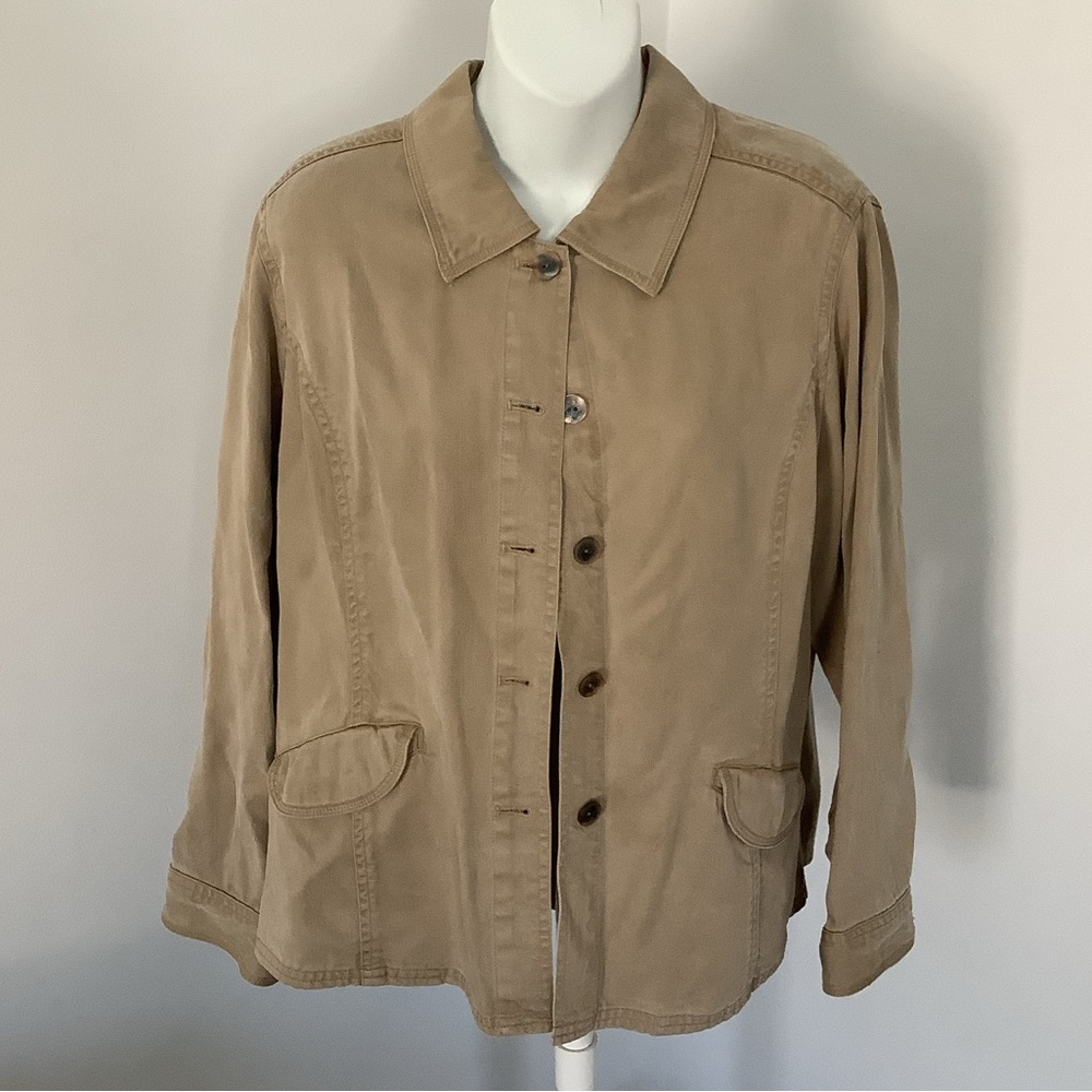 J. Jill Classic Tencel Lyocell Buttondown Tan Jacket Sz. MP